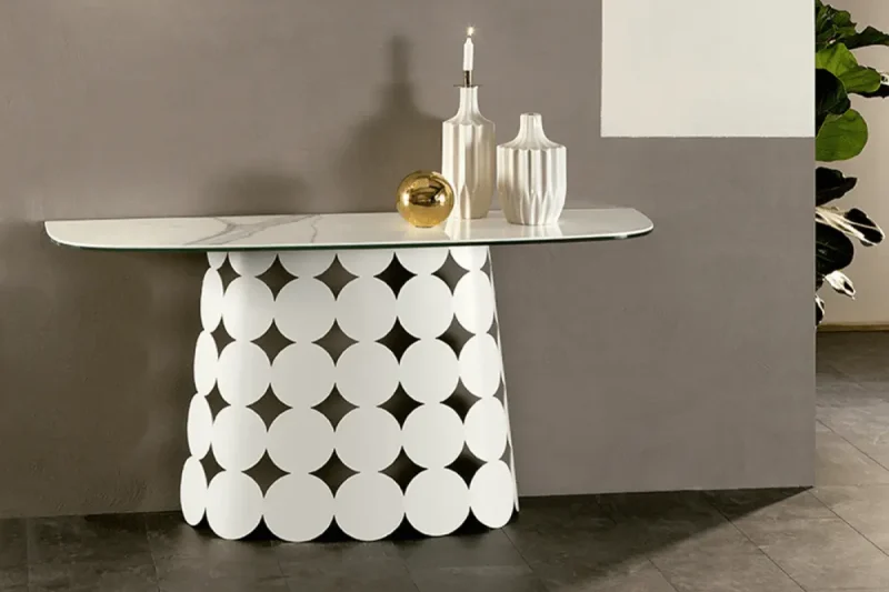 Pois Console Table