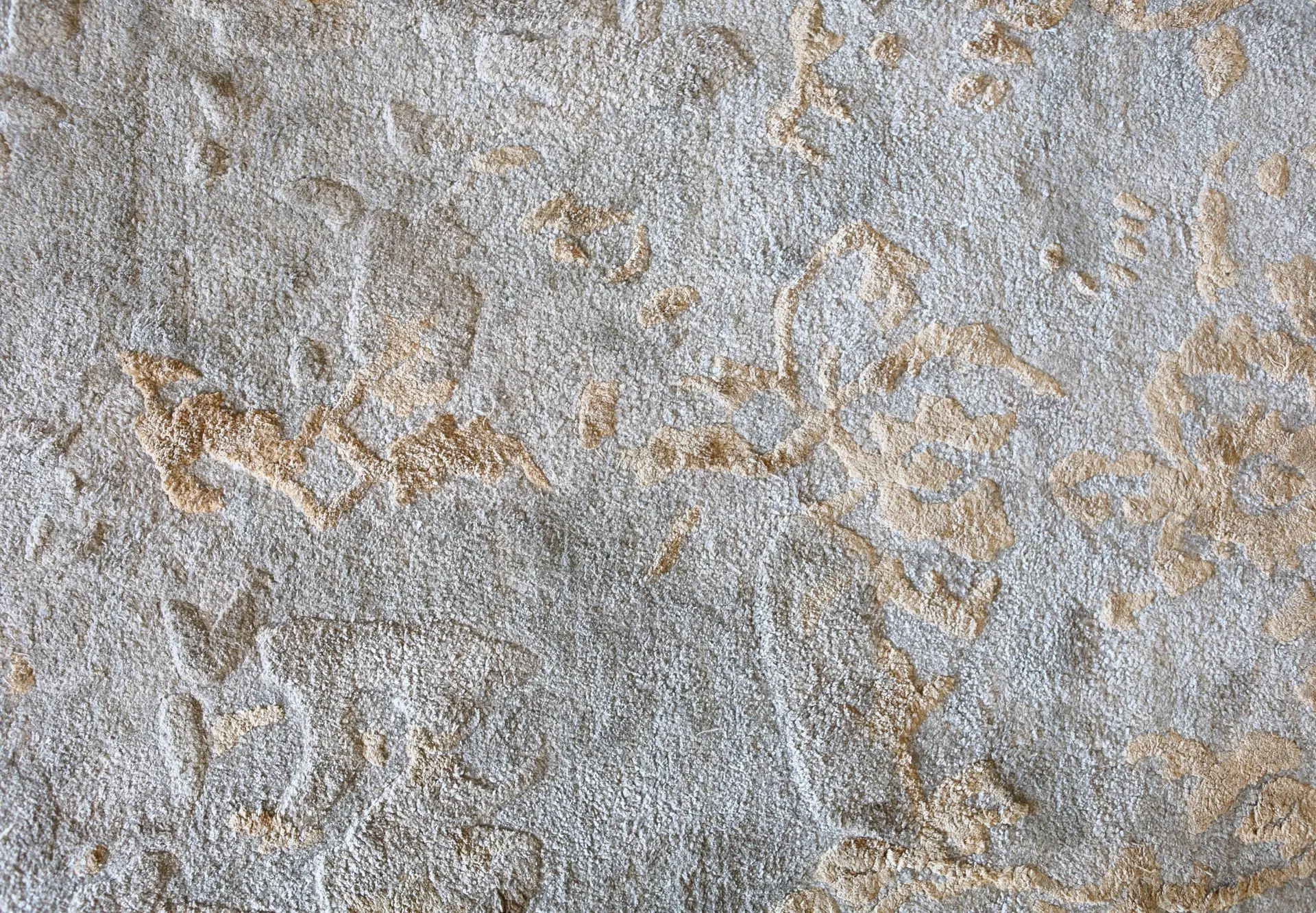Neutral Luxury Rug at House & Haven